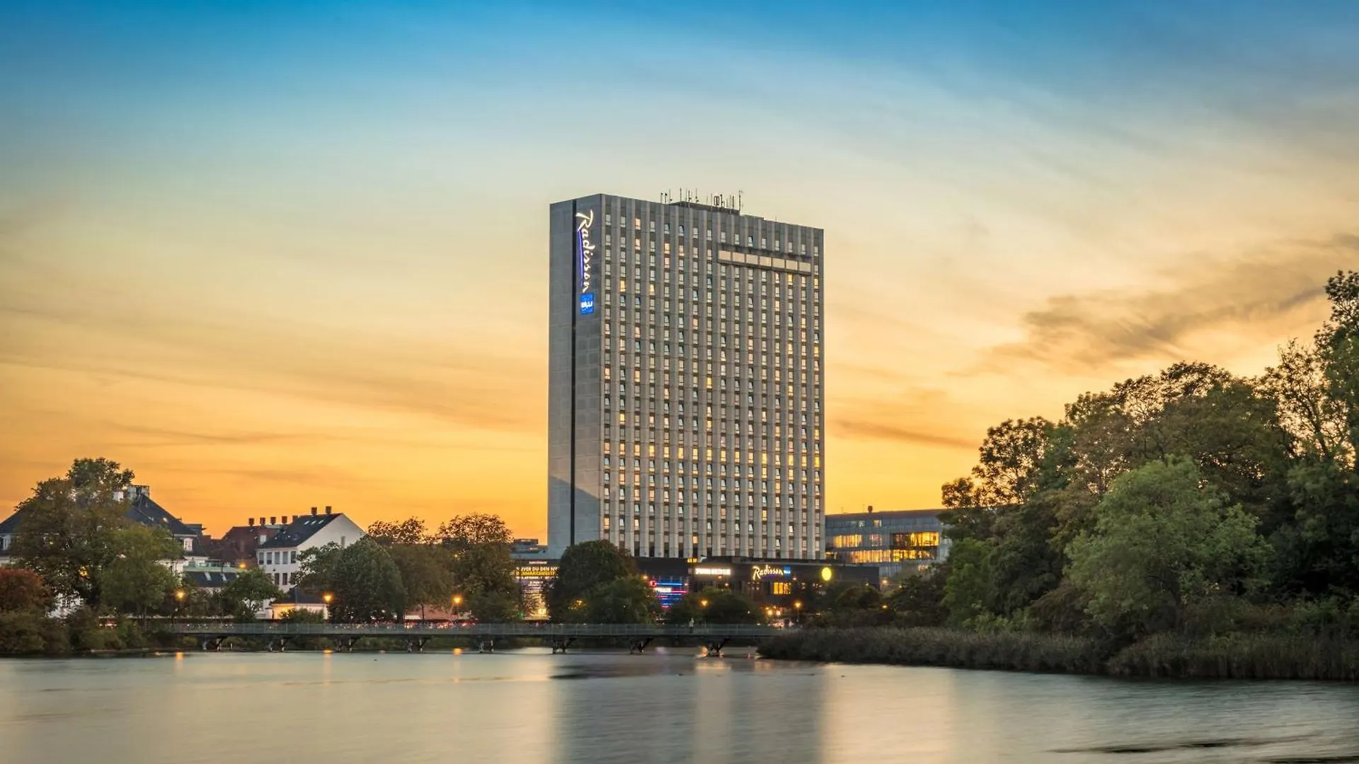 Radisson Blu Scandinavia Hotel, Copenhagen location